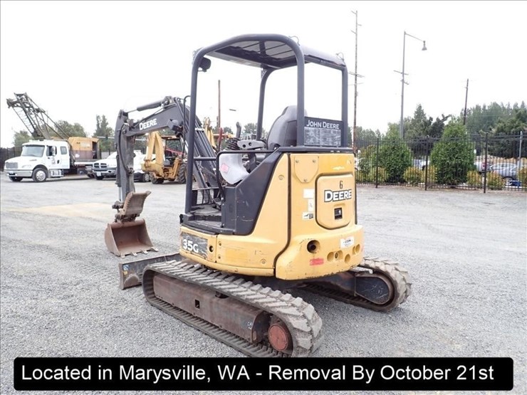 2016-deere-35g-image-17