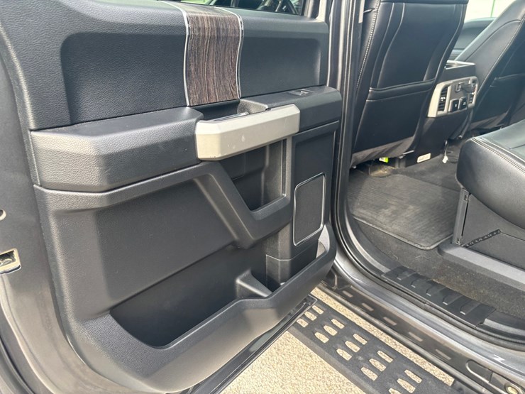2020-ford-f350-image-44