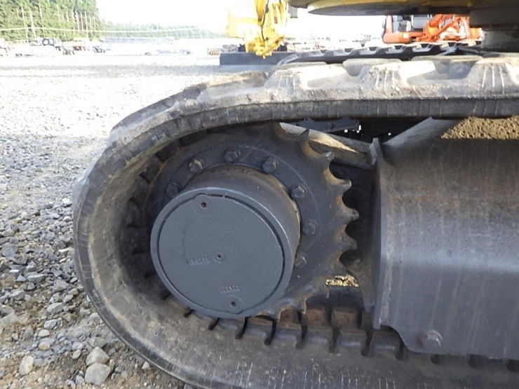 komatsu-pc35mr-1-image-22