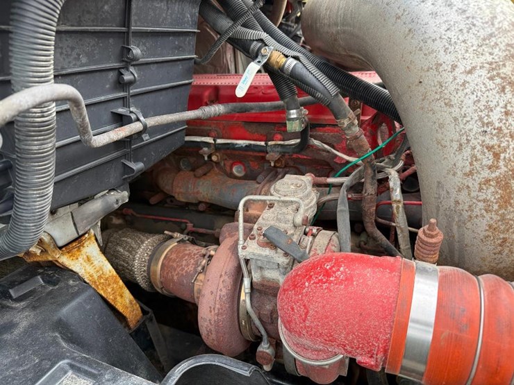 international-prostar-image-42