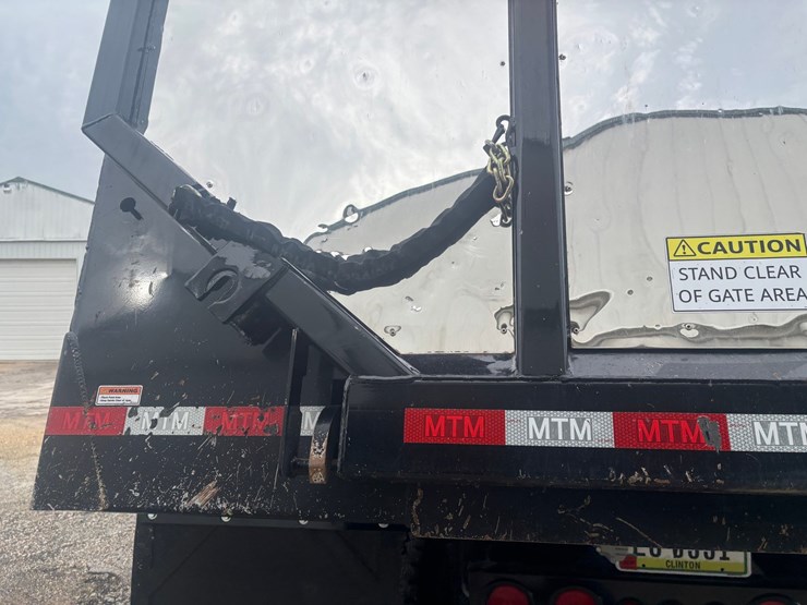 2025-axle-end-dump-image-36