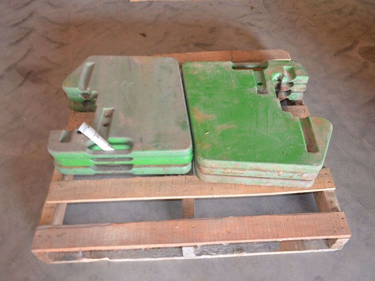 (6)-john-deere-suitcase-weights-image-1