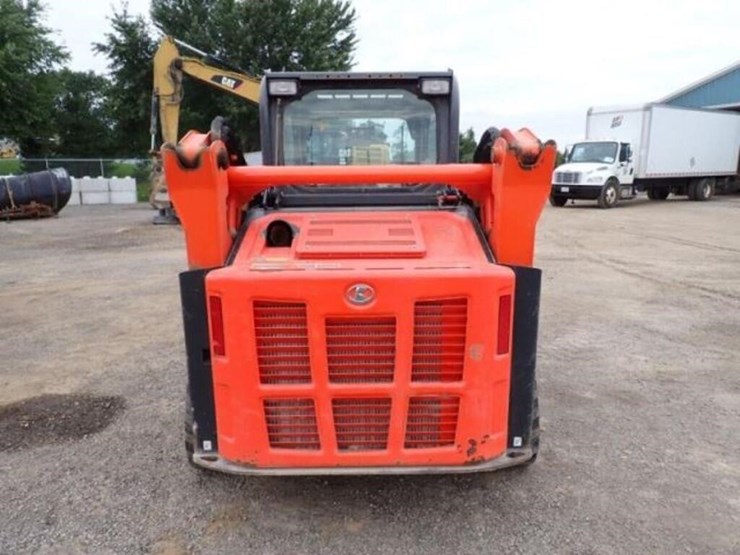 2023-kubota-svl65-2-image-6