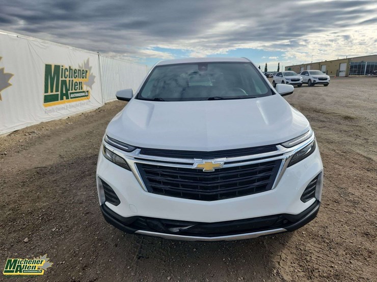 2022-chevrolet-equinox-image-27