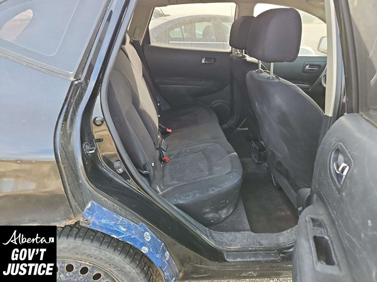 2009-nissan-rogue-s-image-12