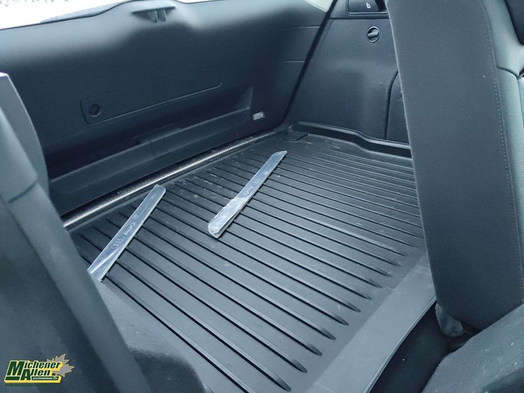 2012-audi-q5-image-12