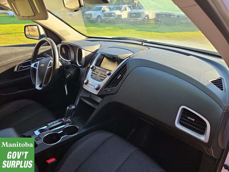 2017-chevrolet-equinox-image-31