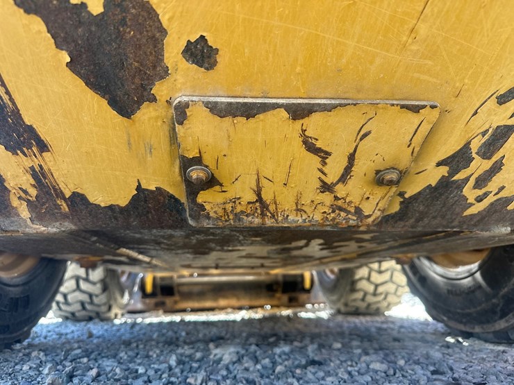 #2879-•-caterpillar-242d-wheeled-skid-steer-image-51