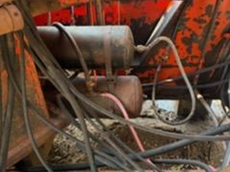 #121-•-morbark-22l-whole-tree-chipper-image-11