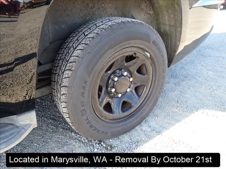 2016-chevrolet-tahoe-image-21