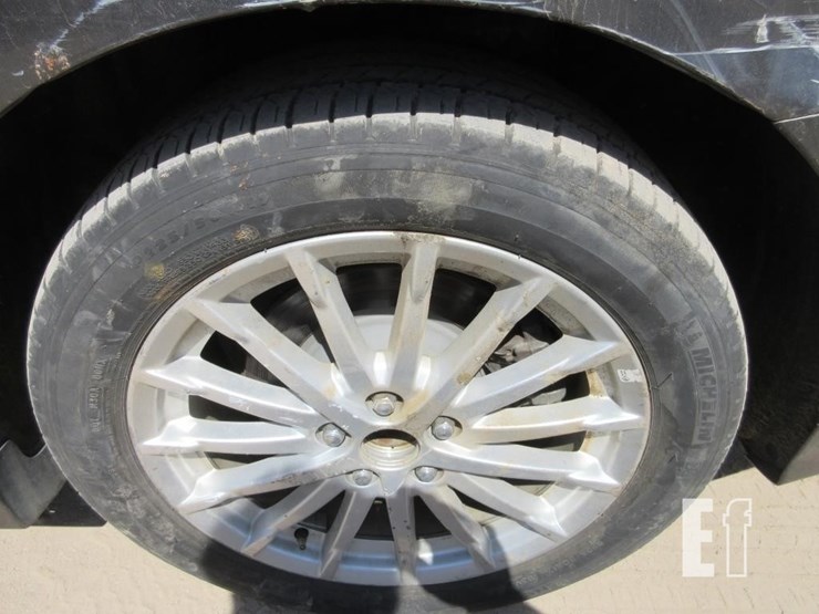 2016-ford-fusion-se-image-17