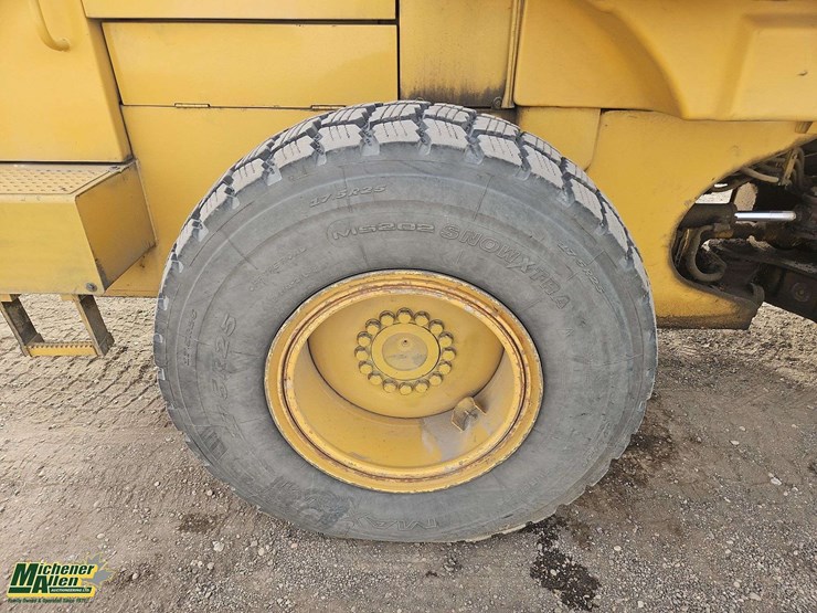 1994-caterpillar-928f-image-5
