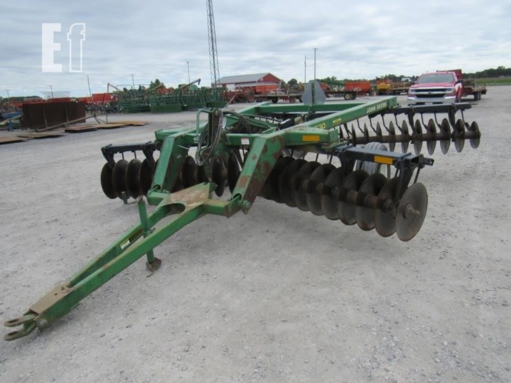 john-deere-620-image-1