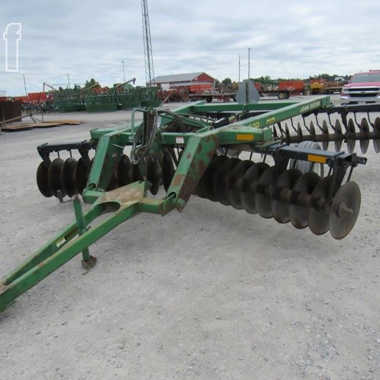 JOHN DEERE 620