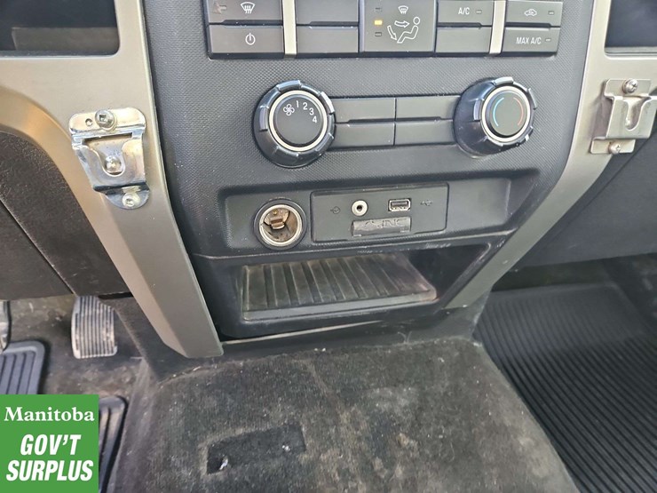 2012-ford-f150-image-17