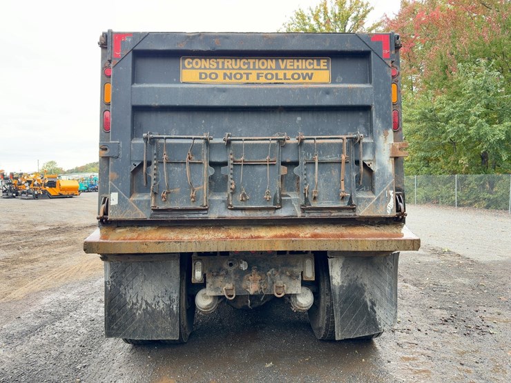 2008-peterbilt-367-image-4