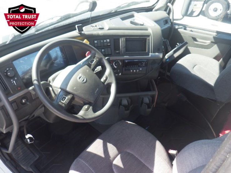 2019-volvo-vnr300-image-17