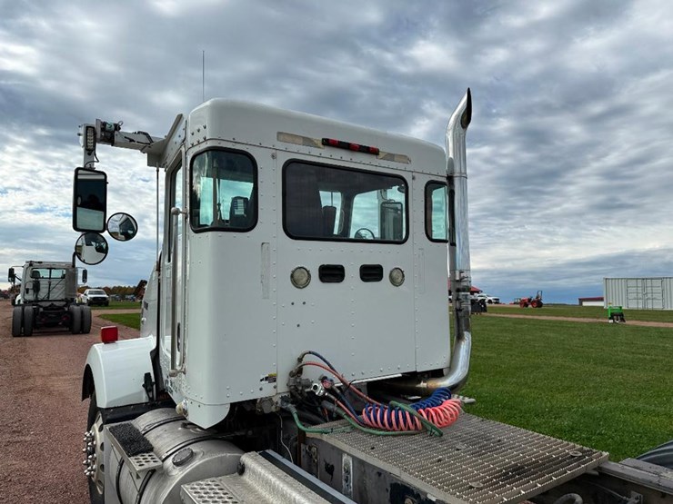 kenworth-t800-image-39