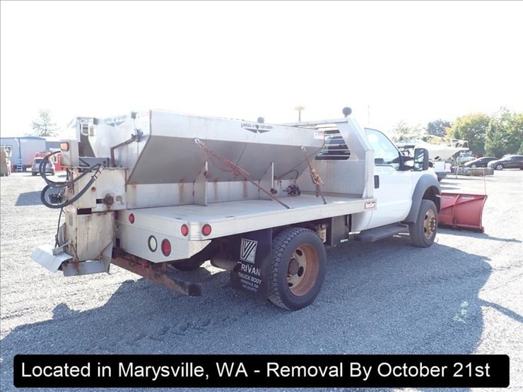 2011-ford-f550-image-23