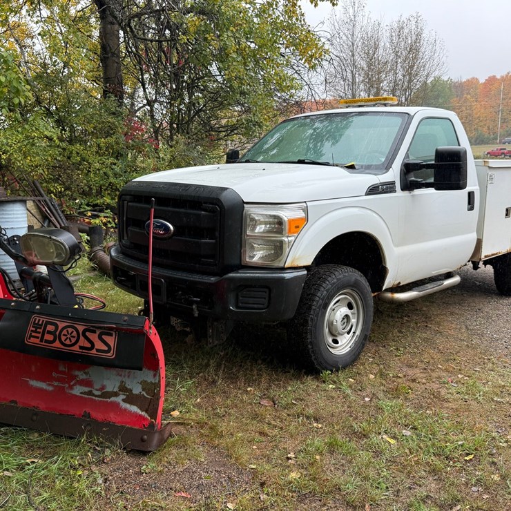 2011 FORD F350