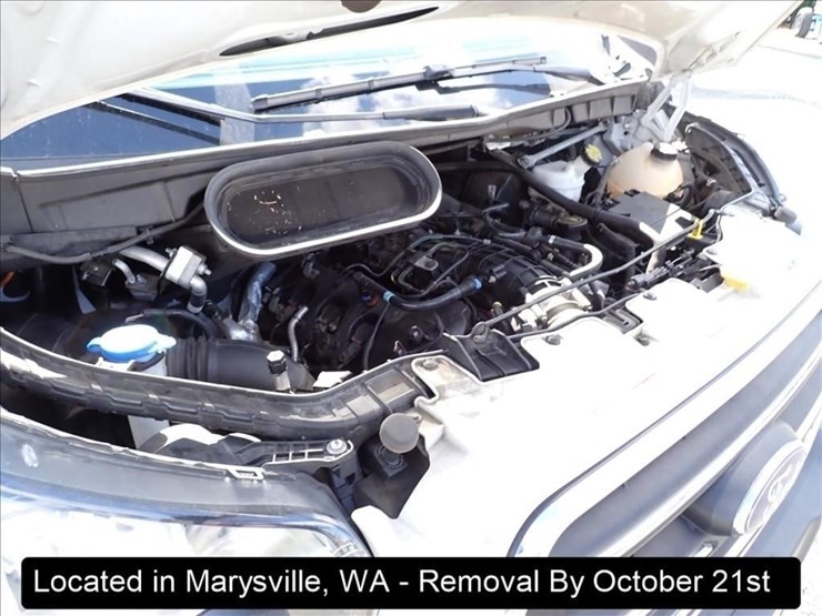 2020-ford-transit-image-18
