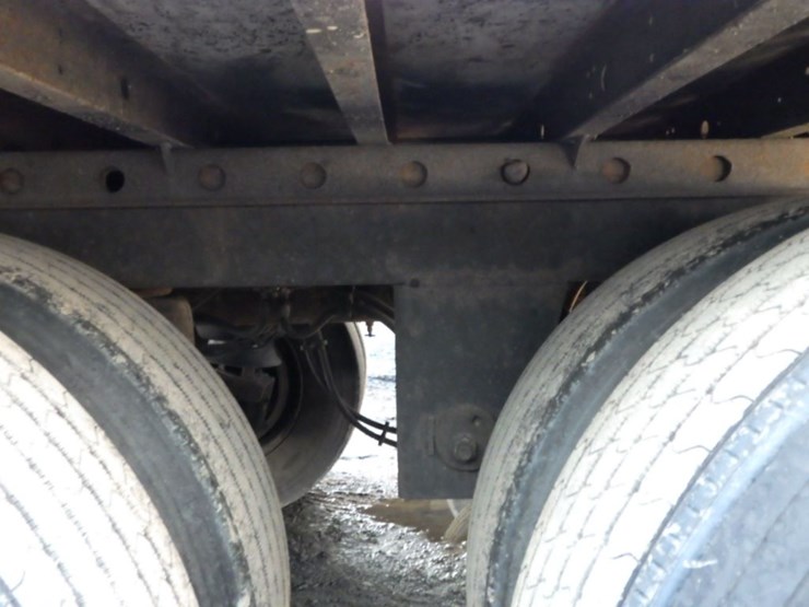 2012-utility-reefer-image-28