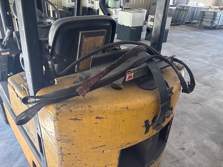 #21-•-yale-forklift-image-5