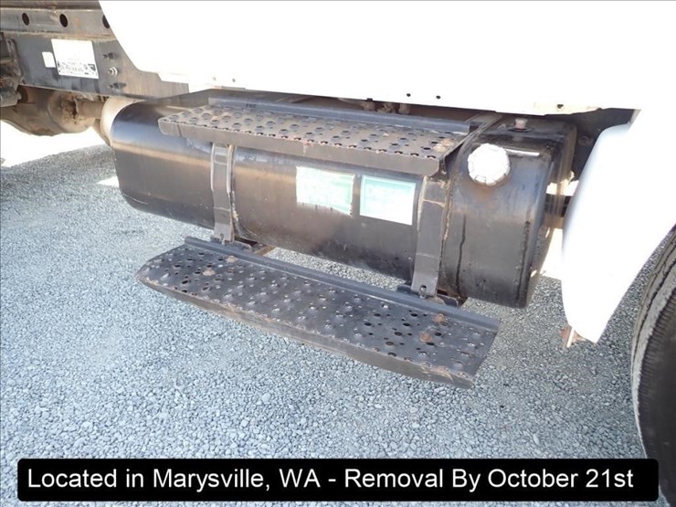 2005-ford-f650-image-26