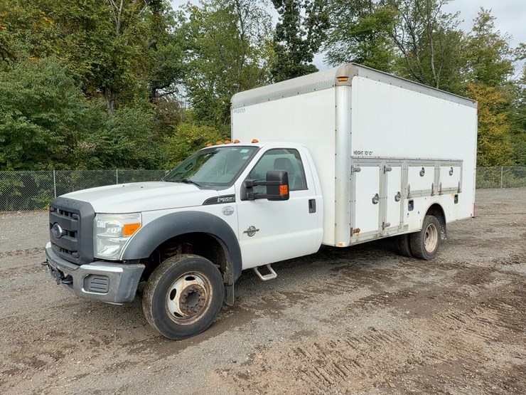 2016-ford-f550-xl-image-1