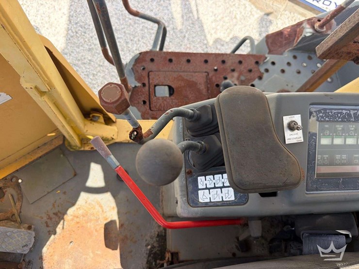 2003-komatsu-wa320-3mc-image-7
