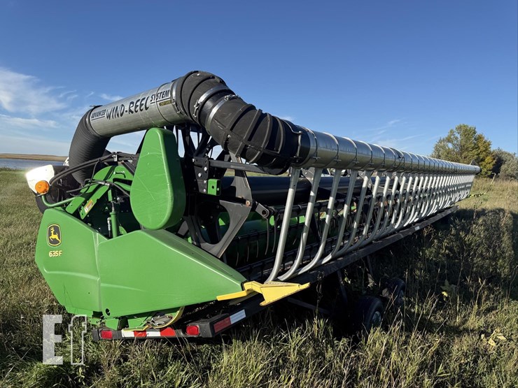 2014-john-deere-635f-image-14