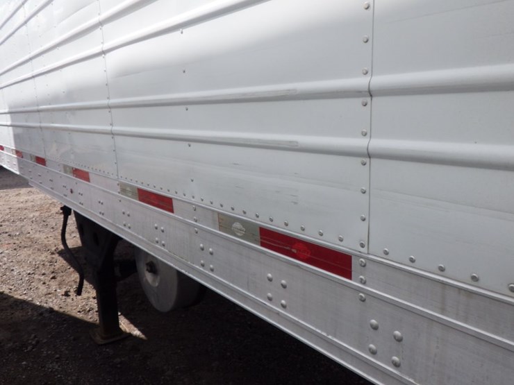 2012-utility-3000r-image-25