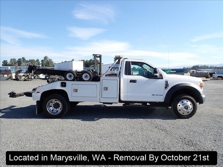 2020-ford-f550-image-30