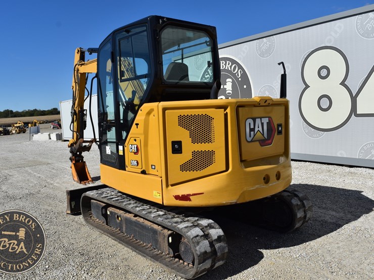 2023-caterpillar-306cr-image-16