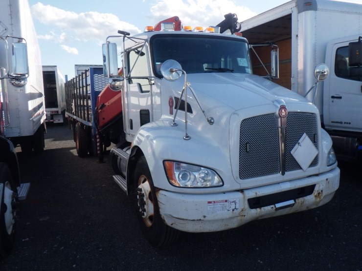 2014-kenworth-t370-image-3