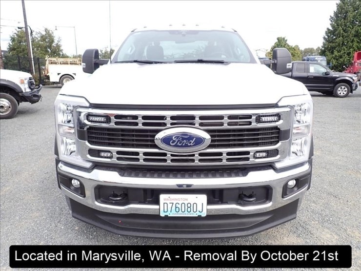 2024-ford-f550-image-35