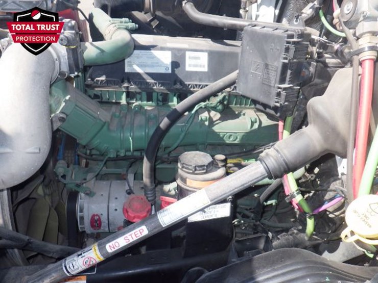 2019-volvo-vnr300-image-21