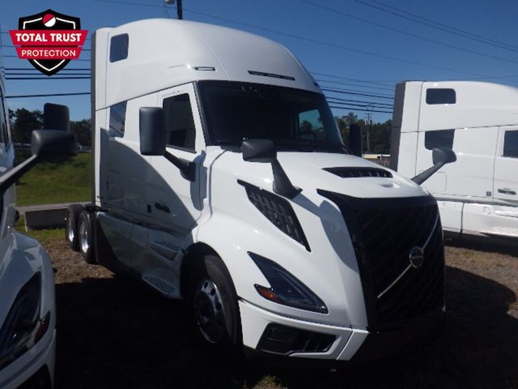 2025-volvo-vnl860-image-5