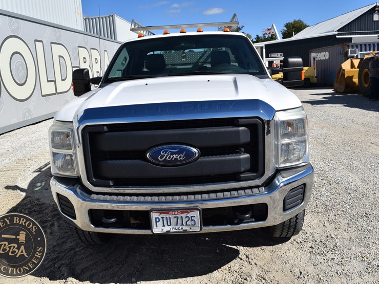 2015-ford-f350-sd-image-21