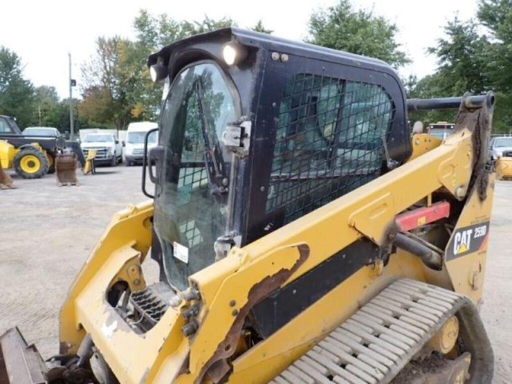 2019-caterpillar-259d-image-20