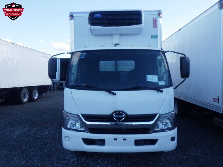 2019-hino-155-image-2
