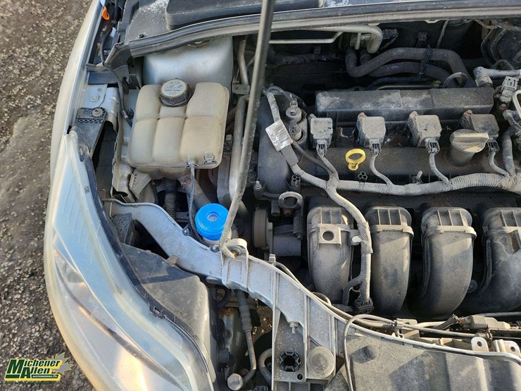 2012-ford-focus-se-image-28