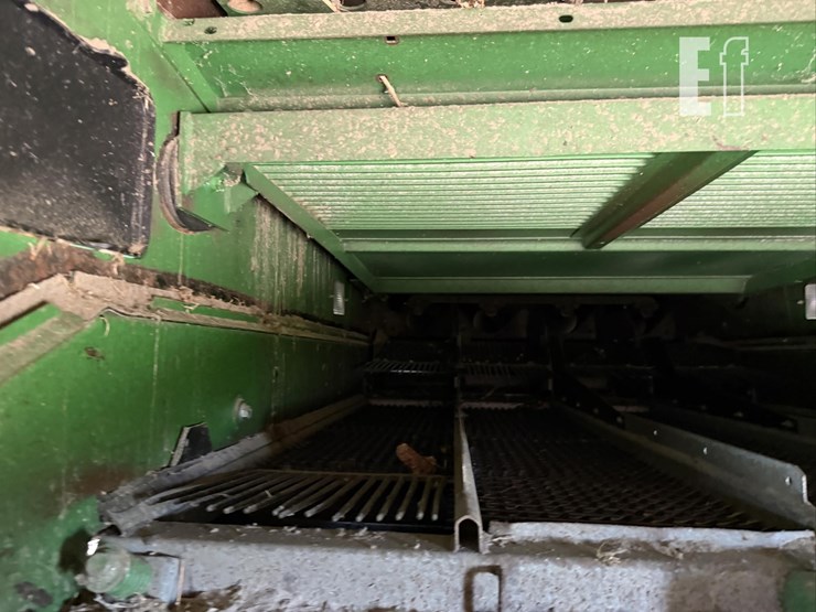 2009-john-deere-9770-sts-image-44