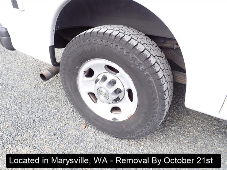 2011-chevrolet-express-2500-image-12