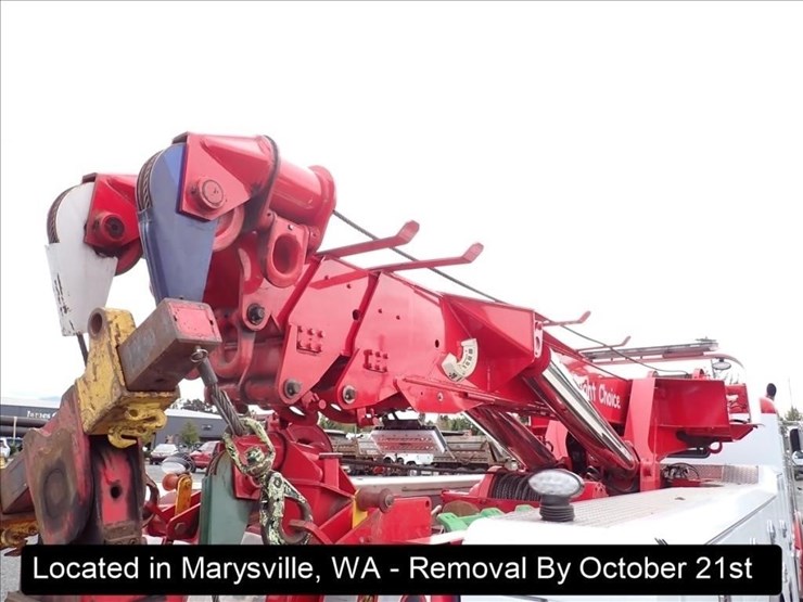 2005-peterbilt-379-image-17