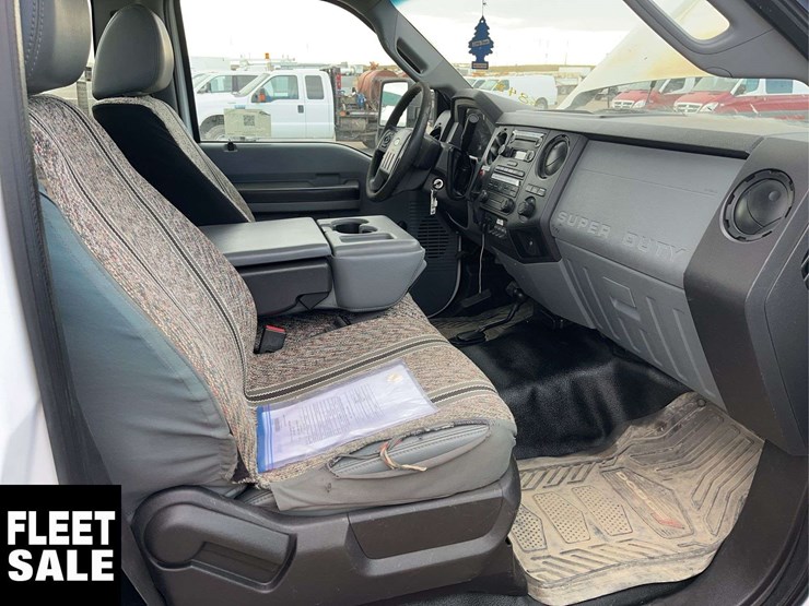 2011-ford-f550-image-14