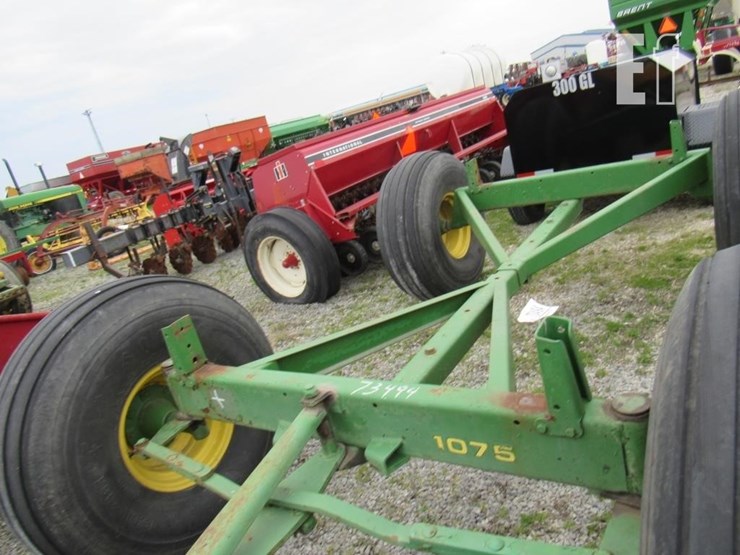 john-deere-1075-image-4
