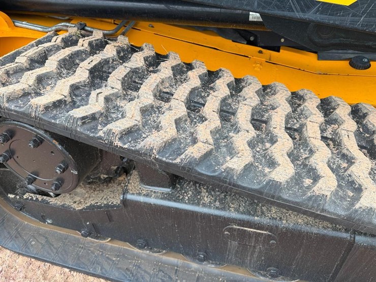 jcb-3ts-8t-image-20