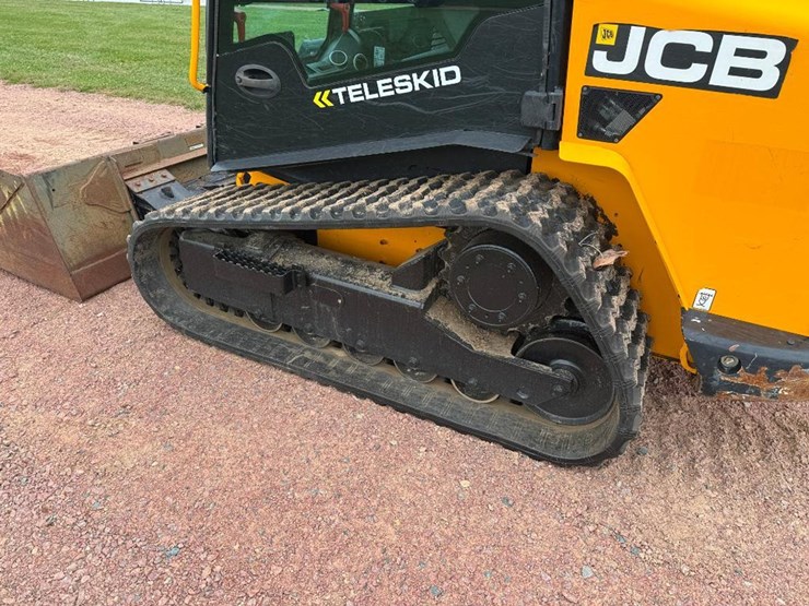 jcb-3ts-8t-image-8