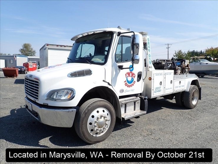 2020-freightliner-m2-image-1
